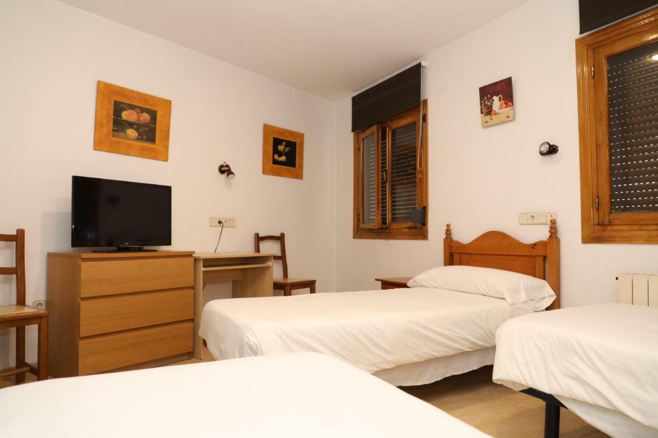 Hostal El Descanso 마드리드 외부 사진
